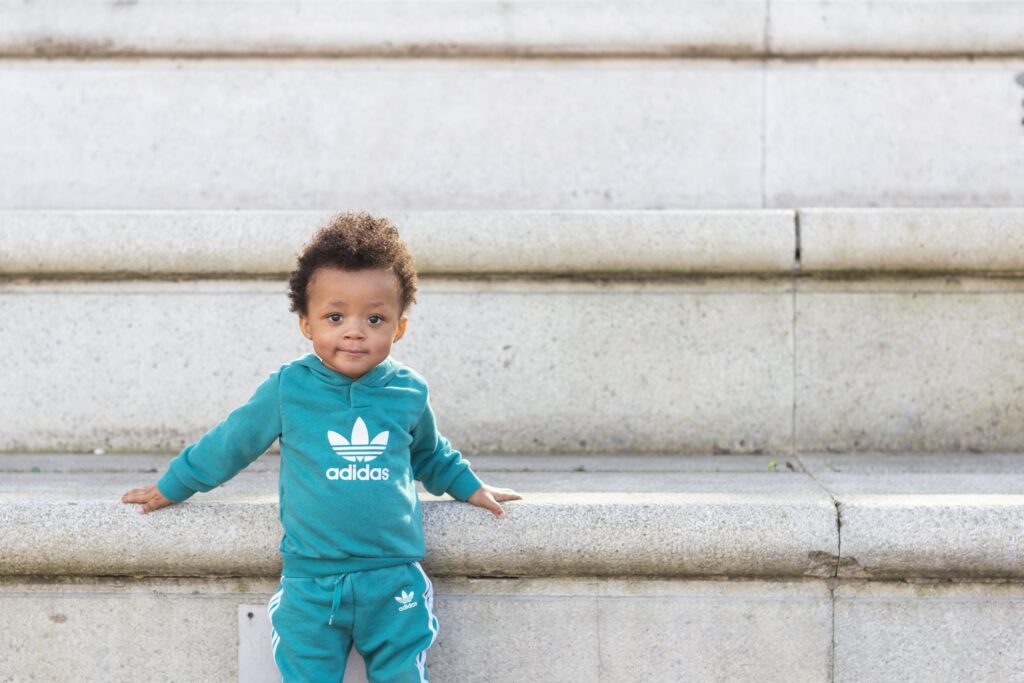 toddler posing for photo, Manchester family photoshoot, Manchester kids photography